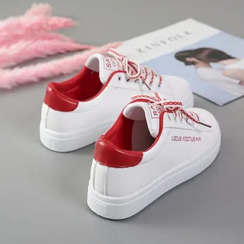2021 naują pavasario PU maži balti bateliai butas batai atsitiktinis laukinė moteris 