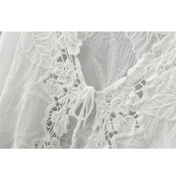 Qiukichonson Balta Nėrinių Megztinis Moterims Boho Tuščiaviduriai Iš Gėlių Siuvinėjimas Bikini Padengti Iki Nėrinių Sunproof Kimono Megztinis Viršūnės