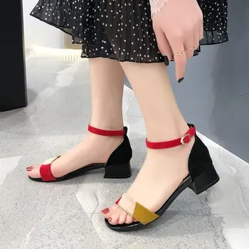 Sandalias de mujer moterų mados pavasario vasaros patogus black sandalai lady mielas dirželio sagtis aukšto kulno sandalai o019