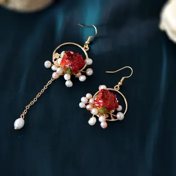 SINZRY NAUJAS rankų darbo konservuoti rožių gėlių asimetrinė pearl drop auskarai elegantiškas, bižuterijos priedų