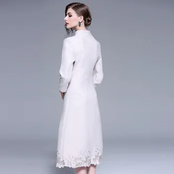 Vintage Suknelė Kinų Stiliaus Moteris 2019 M. Pavasarį Aukštos Kokybės Siuvinėjimo Mados Stovėti Apykaklės Linija Pagerėjo Cheongsam Suknelė S-XXL