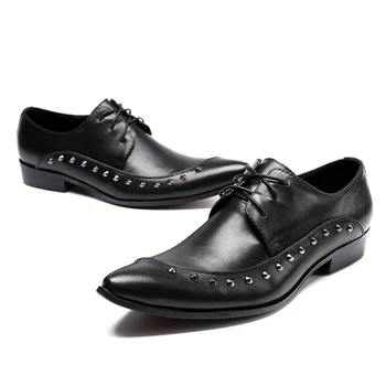 Zapatos Para Hombre Black Vyrų Dygliuotos Italijos Avalynė Vyrams Natūralios Odos Pažymėjo Tne Nėriniai-Up Batai Vestuvių Verslo Bateliai